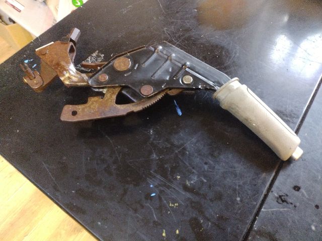 bontott ALFA ROMEO 159 Kézifék Kar