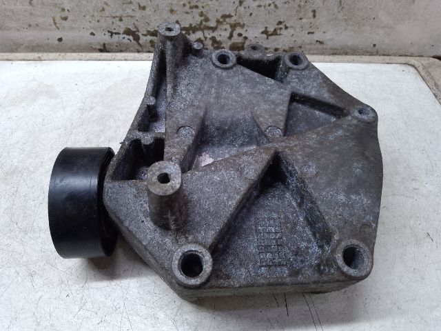 bontott ALFA ROMEO 159 Klímakompresszor Tartó Bak