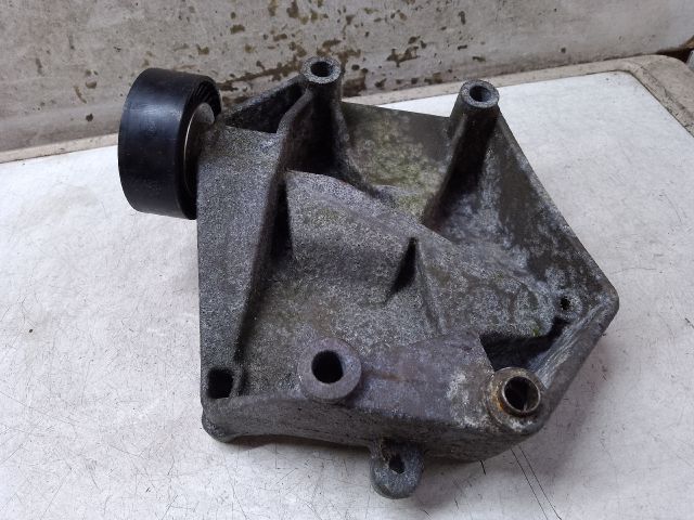 bontott ALFA ROMEO 159 Klímakompresszor Tartó Bak