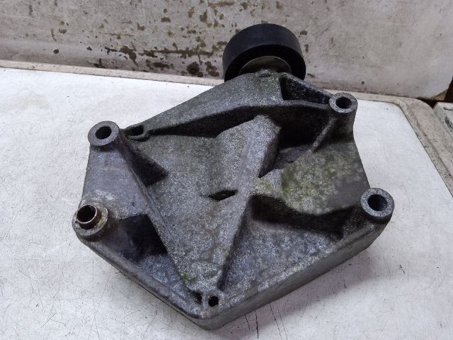 bontott ALFA ROMEO 159 Klímakompresszor Tartó Bak