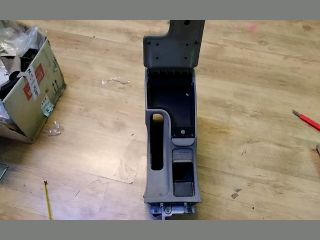 bontott ALFA ROMEO 159 Könyöklő