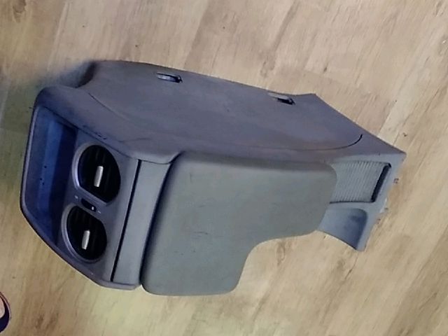 bontott ALFA ROMEO 159 Könyöklő