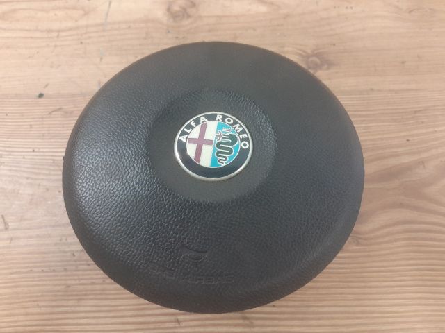 bontott ALFA ROMEO 159 Kormánylégzsák