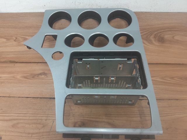 bontott ALFA ROMEO 159 Középkonzol Keret