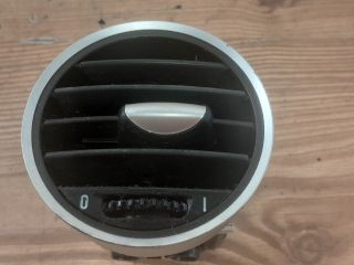 bontott ALFA ROMEO 159 Középső Bal Szellőző