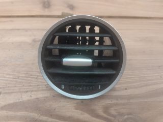 bontott ALFA ROMEO 159 Középső Bal Szellőző