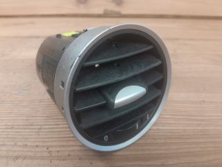 bontott ALFA ROMEO 159 Középső Jobb Szellőző