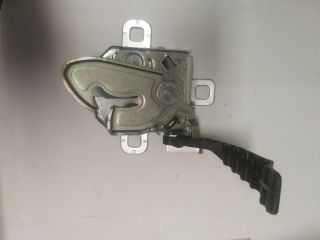 bontott ALFA ROMEO 159 Motorháztető Zárszerkezet