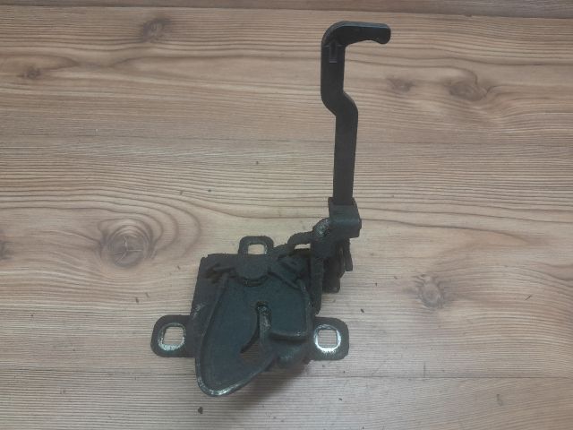 bontott ALFA ROMEO 159 Motorháztető Zárszerkezet