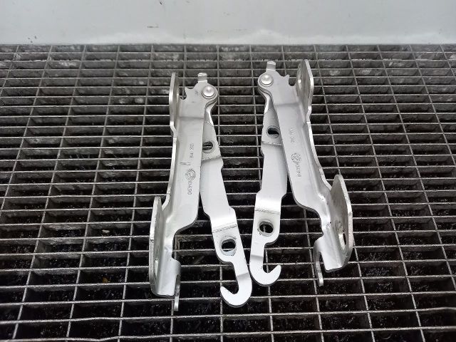 bontott ALFA ROMEO 159 Motorháztető Zsanér Pár