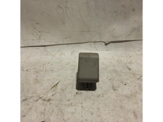 bontott ALFA ROMEO 159 Napellenző Tartó (Pozíciófüggetlen)