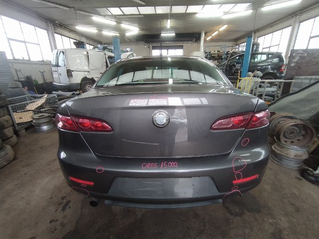 bontott ALFA ROMEO 159 Tankajtó