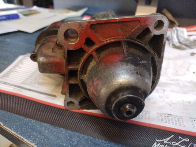 bontott ALFA ROMEO 164 Önindító