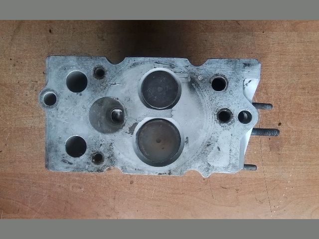 bontott ALFA ROMEO 164 Hengerfej