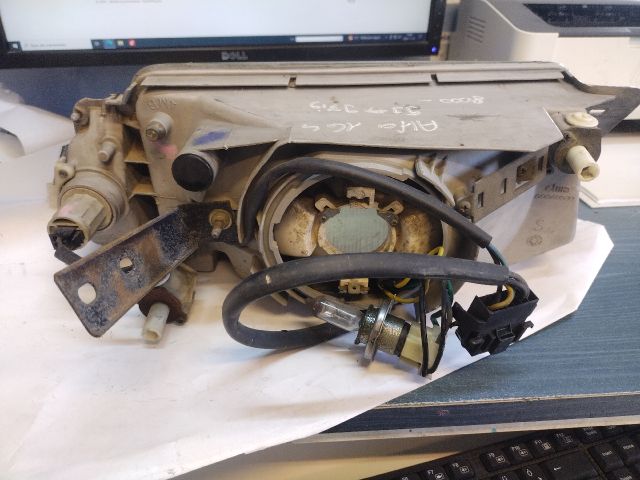 bontott ALFA ROMEO 164 Bal Fényszóró