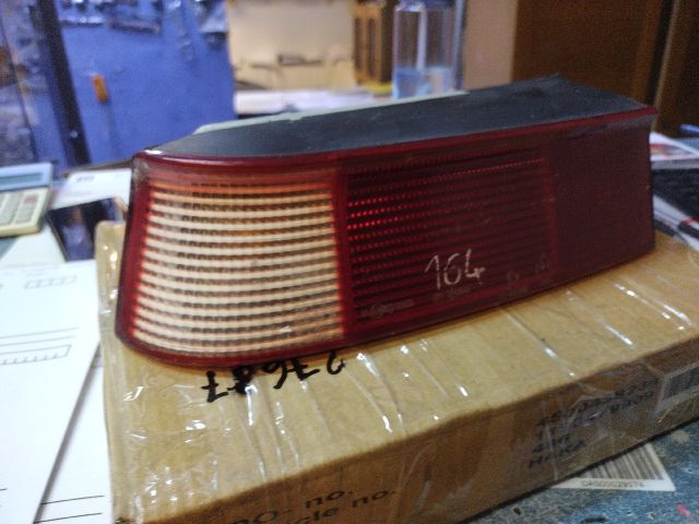 bontott ALFA ROMEO 164 Bal Hátsó Lámpa