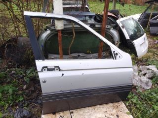 bontott ALFA ROMEO 164 Jobb első Ajtó (Üres lemez)