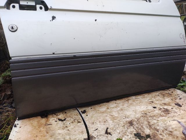 bontott ALFA ROMEO 164 Jobb első Ajtó (Üres lemez)