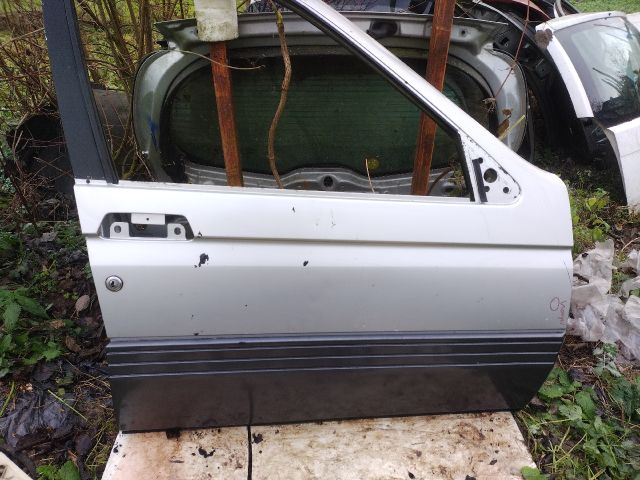 bontott ALFA ROMEO 164 Jobb első Ajtó (Üres lemez)