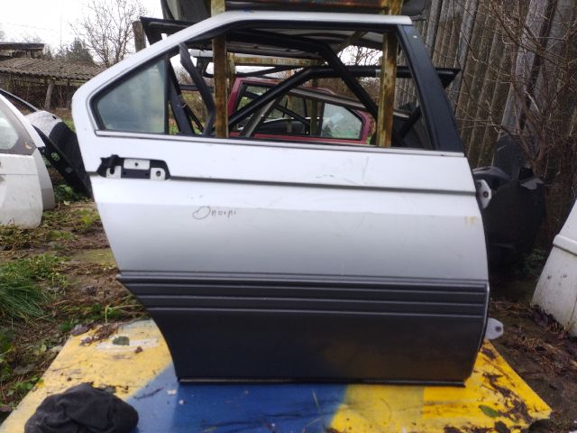 bontott ALFA ROMEO 164 Jobb hátsó Ajtó (Üres lemez)
