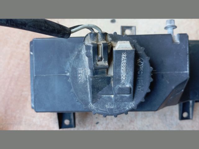 bontott ALFA ROMEO 164 Jobb Ködfényszóró