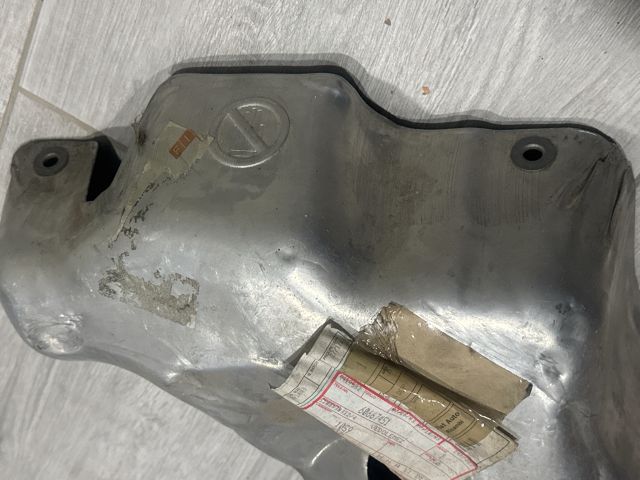 bontott ALFA ROMEO 166 Leömlő Hővédő Lemez