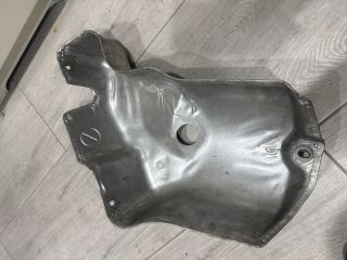 bontott ALFA ROMEO 166 Leömlő Hővédő Lemez