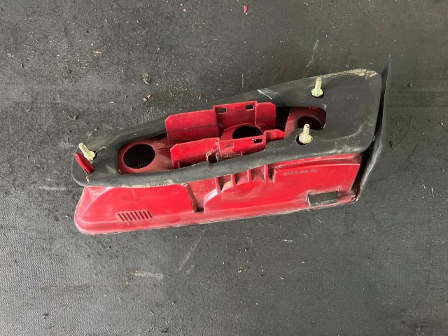 bontott ALFA ROMEO 166 Bal Belső Hátsó Lámpa