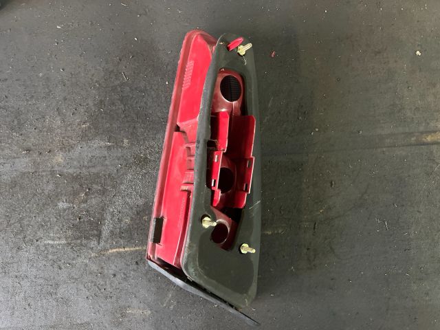 bontott ALFA ROMEO 166 Bal Belső Hátsó Lámpa