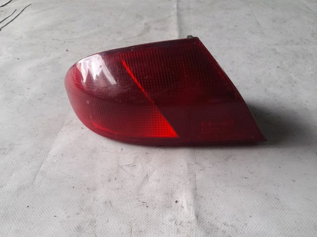 bontott ALFA ROMEO 166 Bal Hátsó Lámpa