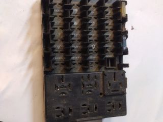 bontott ALFA ROMEO 166 Biztosítéktábla Utastér