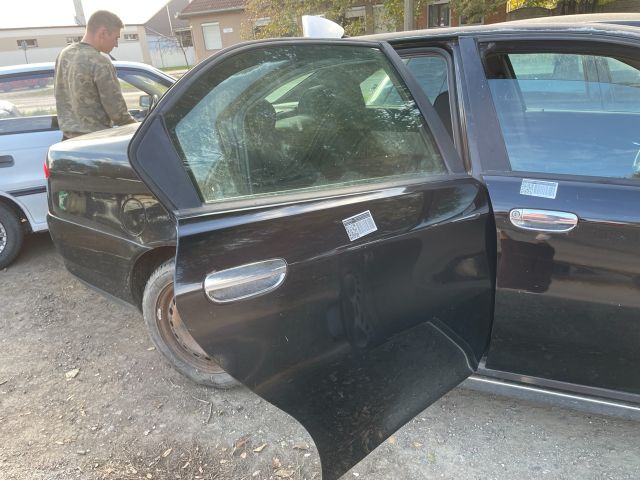 bontott ALFA ROMEO 166 Jobb hátsó Ajtó (Üres lemez)