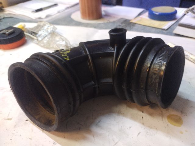 bontott ALFA ROMEO 33 Légbeömlő Cső