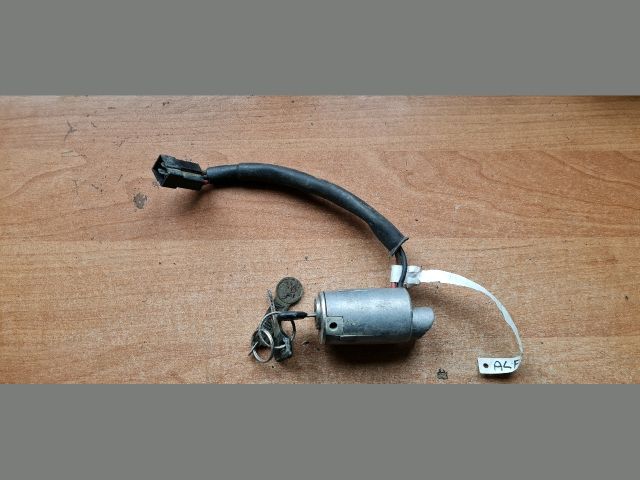 bontott ALFA ROMEO 33 Gyújtáskapcsoló