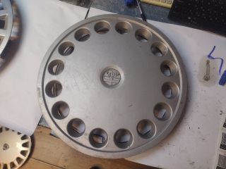 bontott ALFA ROMEO 33 Dísztárcsa (1 db)