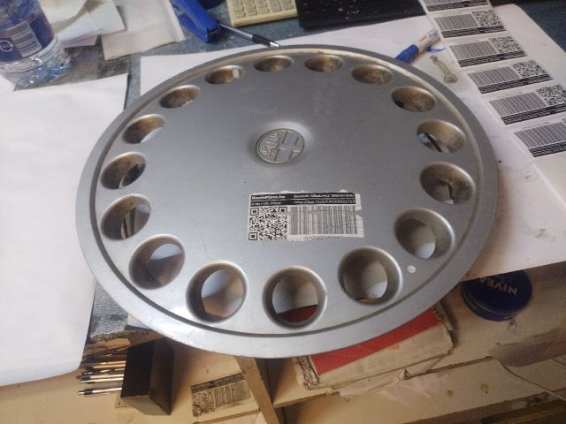 bontott ALFA ROMEO 33 Dísztárcsa (1 db)