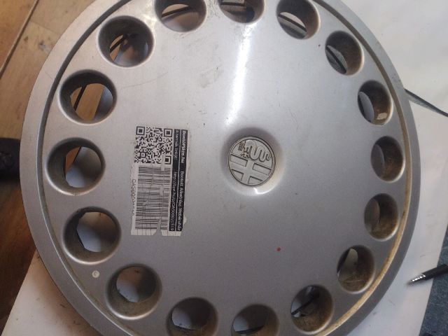 bontott ALFA ROMEO 33 Dísztárcsa (1 db)