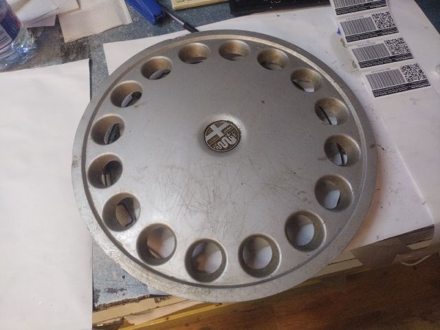 bontott ALFA ROMEO 33 Dísztárcsa (1 db)