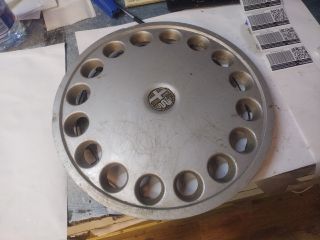 bontott ALFA ROMEO 33 Dísztárcsa (1 db)