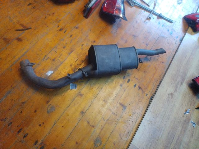 bontott ALFA ROMEO 75 Hátsó Kipufogó Dob