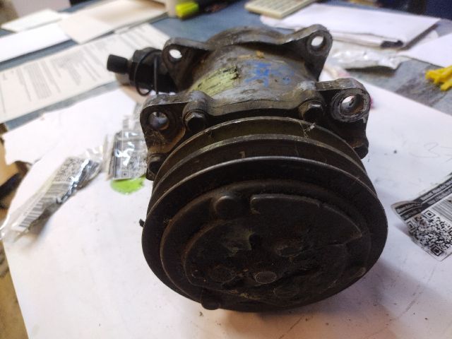 bontott ALFA ROMEO 75 Klímakompresszor