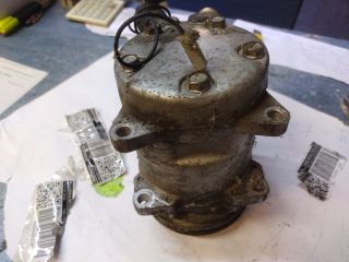 bontott ALFA ROMEO 75 Klímakompresszor