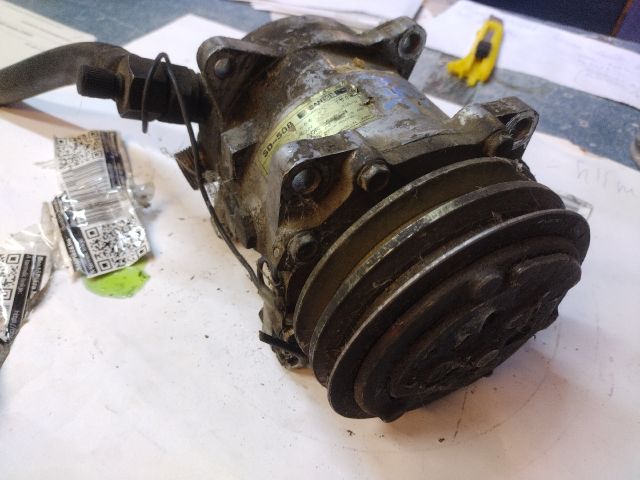 bontott ALFA ROMEO 75 Klímakompresszor