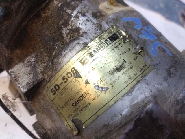 bontott ALFA ROMEO 75 Klímakompresszor