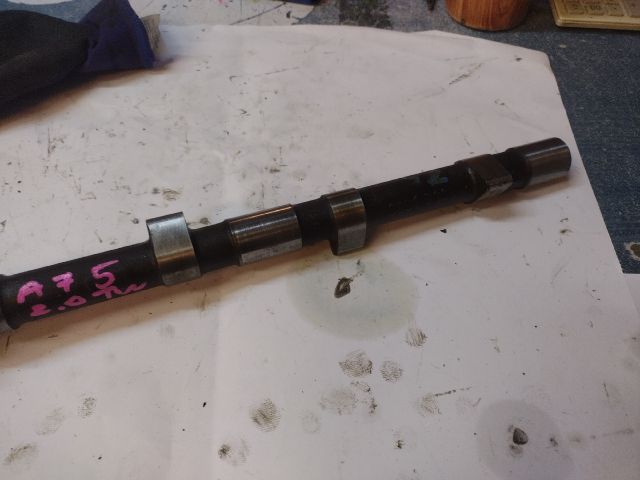 bontott ALFA ROMEO 75 Kipufogó Vezérműtengely