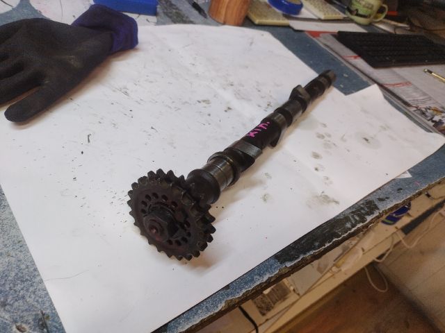 bontott ALFA ROMEO 75 Kipufogó Vezérműtengely