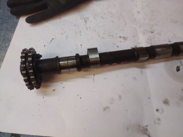 bontott ALFA ROMEO 75 Kipufogó Vezérműtengely