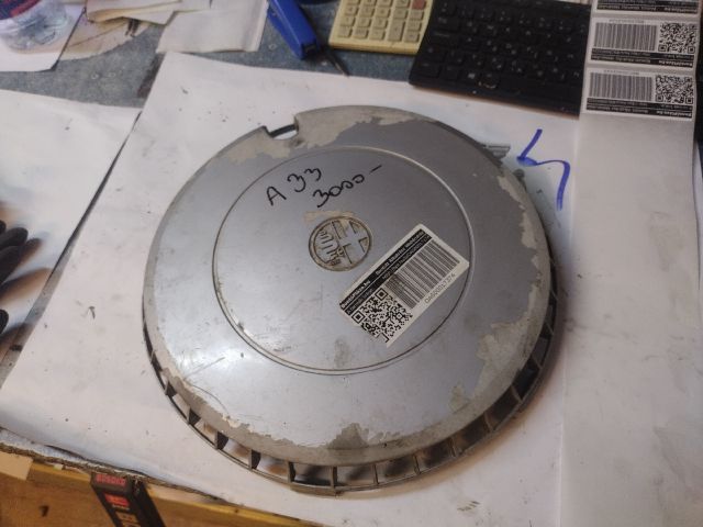 bontott ALFA ROMEO 75 Dísztárcsa (1 db)