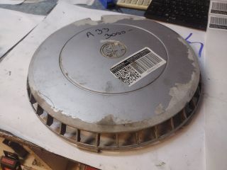 bontott ALFA ROMEO 75 Dísztárcsa (1 db)