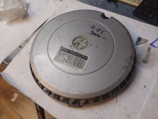 bontott ALFA ROMEO 75 Dísztárcsa (1 db)